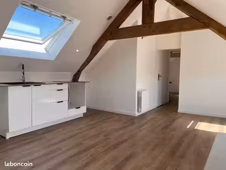 appartement 3 pièces refait à neuf - зe et dernier étage - 53 92 m2 au sol - lorient