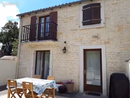 maison entièrement meublée avec 2 chambres  à louer