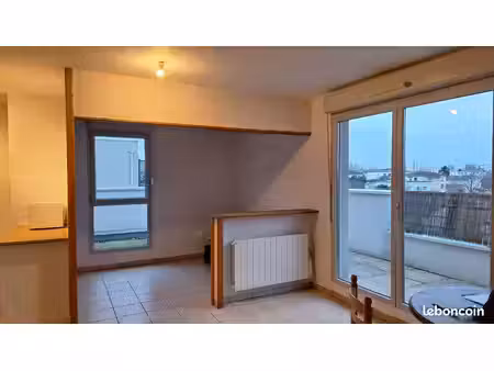 t2bis balcon+garage à vaulx/v village – grand lyon