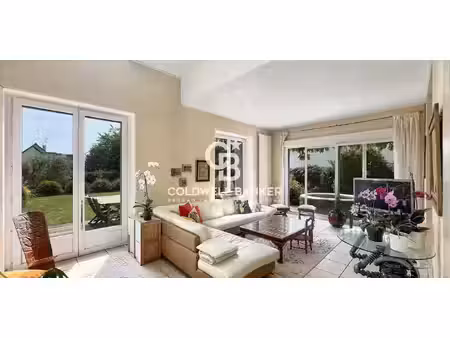 maison avec jardin et terrasse feucherolles (78)