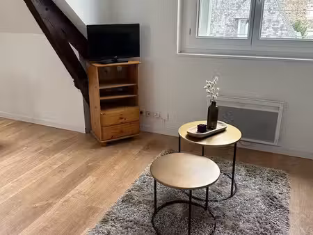 t2 meublé fougères 32m2