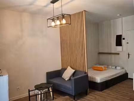 t1 meublé- vinay - 25m2