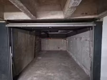 garage fermé 15 m²  strasbourg esplanade