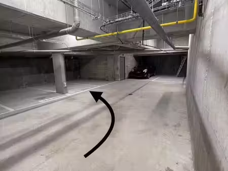 place parking sous terrain