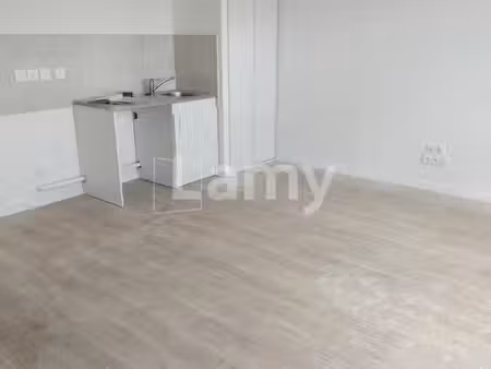 appartement 1 pièce 28 m²