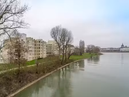 appartement 4 pièces 82 m²