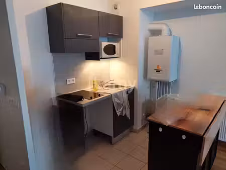 studio 1 pièce 26 m²