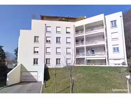 appartement 4 pièces 92 m²