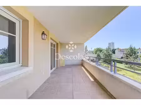 saint-germain-en-laye - appartement avec terrasse 4 pièces
