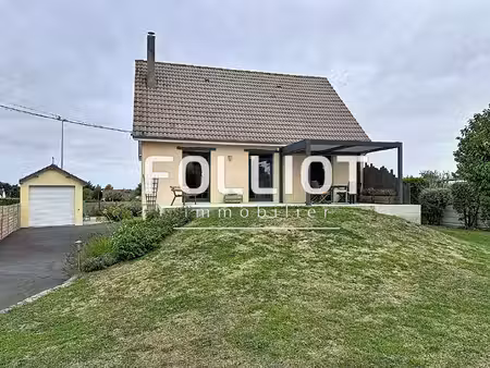 maison agréable de 5 pièces à vendre à saint pair sur mer