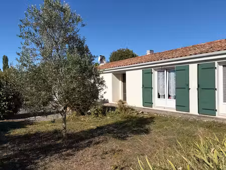 saint-jean-d'hermine (85) - coeur de village au calme - adorable villa plain pied 4 chambr