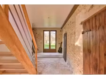suzanne - maison de caractère en pierre de 220m² et sa dépendance de 40m2