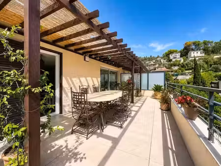 vente appartement 4 pièces 88.1 m² à drap (06340)  530 000 €