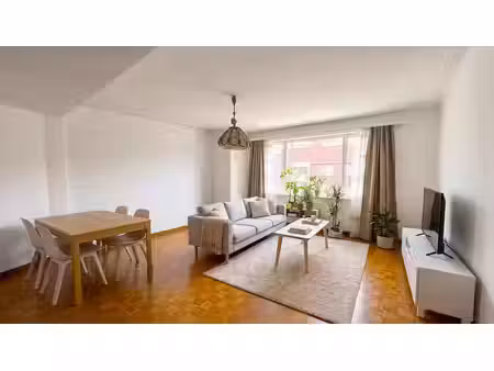 appartement 1 chambre ganshoren lumineux et spacieux.