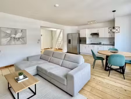 ixelles : (réf 3032 b) duplex très lumineux  situé aux 3? et