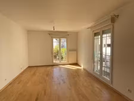 10 rue de la toue - libre