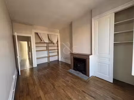 t2 de 41m² - avenue berthelot lyon 7ème