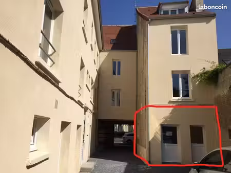 studio 18m2 meublé rue caponière bus direct fac