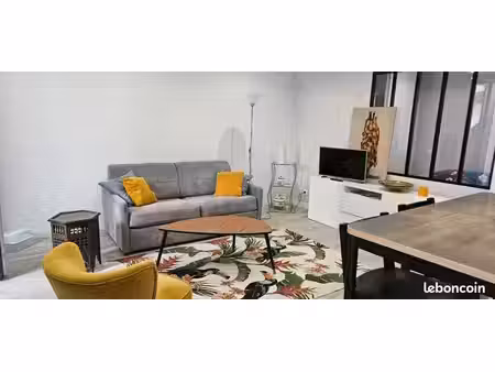 a louer meublé f2 rue de la colombette - très calme