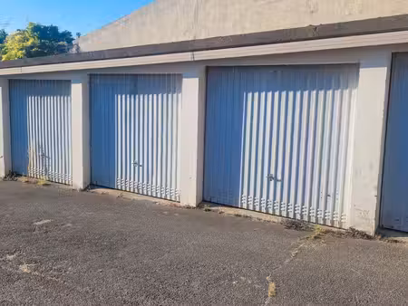 box extérieur à louer - champigny-sur-marne