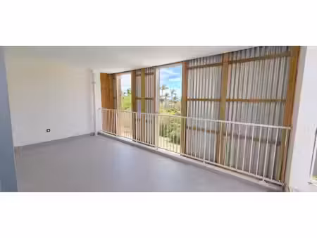 appartement t3 89m² habitables cœur de ville la possession