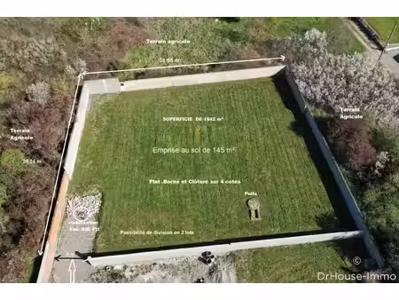 seysses ( les aujoulets ):terrain à bâtir de 1 842 m² viabilise