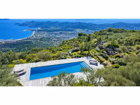 propriété avec piscine le lavandou (83)