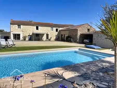 vente maison piscine à sainte-verge (79100) : à vendre piscine / 210m² sainte-verge