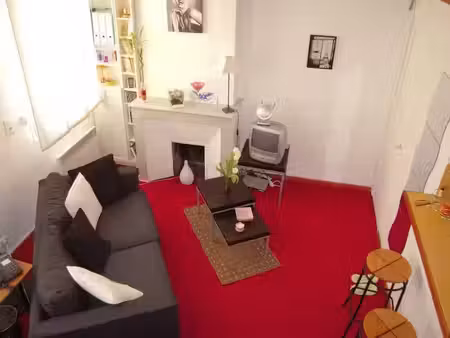 location meublée appartement 2 pièces 34 m² à aix-en-provence (13090)  800 €