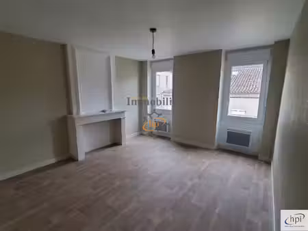 appartement type 2 bis équipé  centre ville