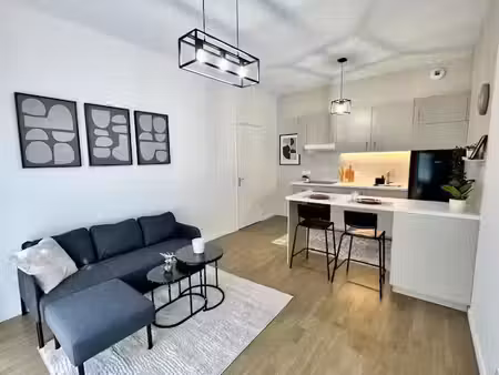 location meublée appartement 2 pièces 47 m² à asnieres-sur-seine (92600)  1 390 €