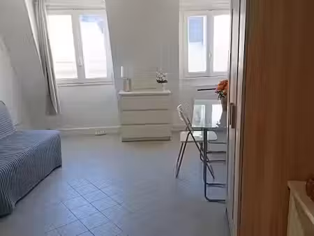 location meublée appartement 1 pièce 23.7 m² à paris 5ème (75005)  1 100 €