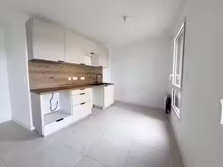location appartement 3 pièces à nantes saint-donatien (44000) : à louer 3 pièces / 65m² na