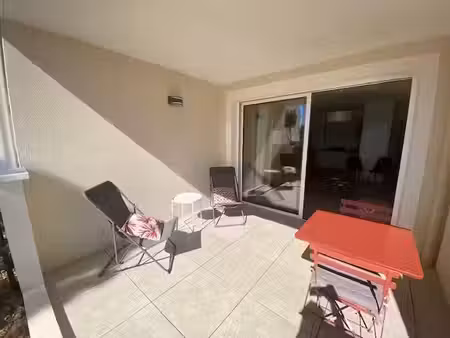 location appartement 2 pièces 41 m² à la londe-les-maures (83250)