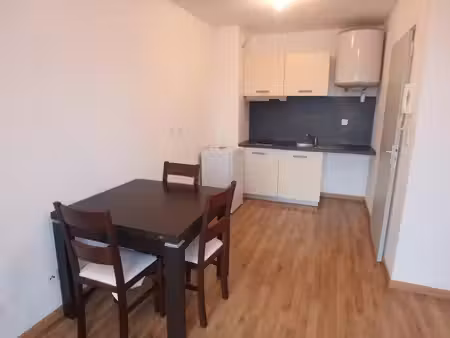 location appartement 1 pièce 23 m² à maîche (25120)