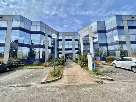 location bureaux 909m² à 3125m²