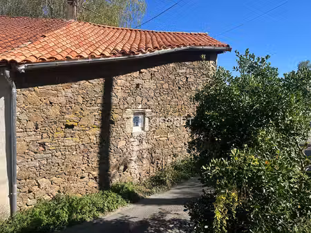 grange ou garage fermé