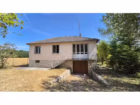 bû - maison à rénover avec fort potentiel sur terrain arboré
