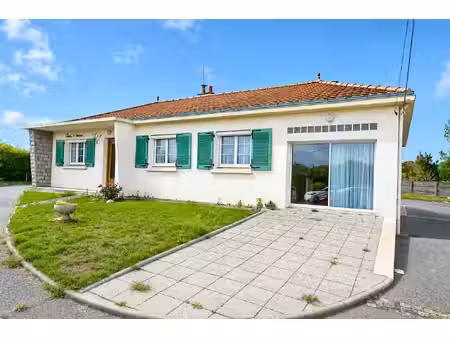 maison aux beaux volumes au calme