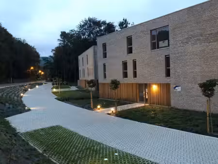 appartement neuf - traversant - exp. sud -jardin parc arbore