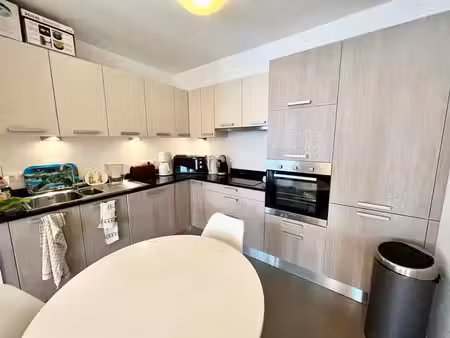 magnifique appartement 2 chambres dans le centre de grez
