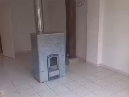 location appartement 1 pièce à maransin (33230)  450 €