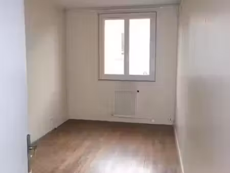 location appartement 2 pièces 50 m² à tours (37000)  530 €