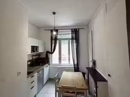 location meublée appartement 1 pièce 25 m² à amiens (80000)  590 €