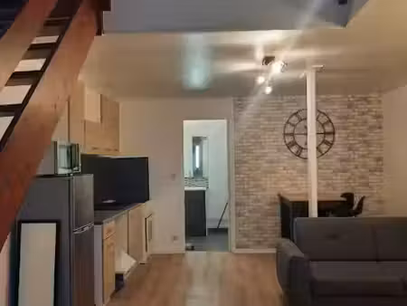 location meublée appartement 2 pièces 53 m² à reims (51100)  580 €