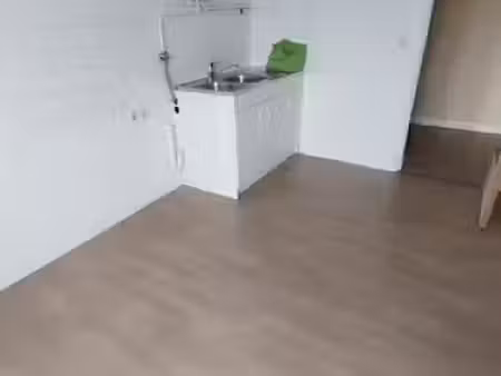 location appartement 3 pièces 62 m² à lorient (56100)  637 €