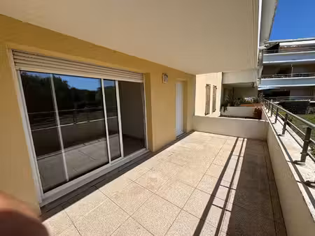 aix en provence la duranne t3 + parking