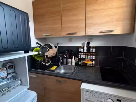 appartement 30m² parking balcon cave