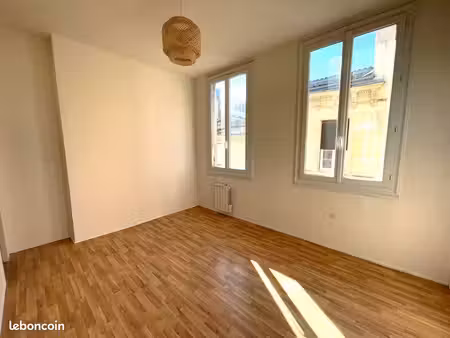 bordeaux hypercentre – t1 bis meublé 30 m² rénové – très lumineux et au calme