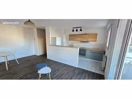 location f2 meublé 48 m2 meublé + balcon